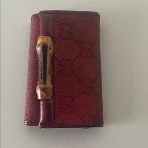 Gucci red bamboo key holder